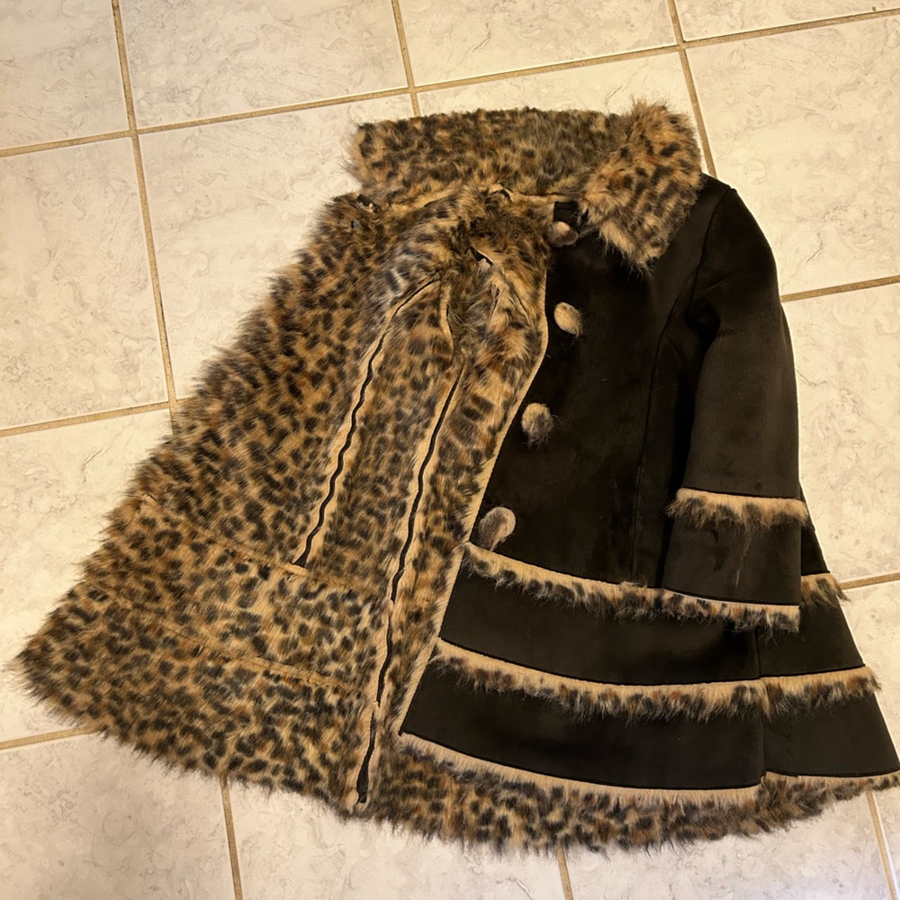 Kids suede cheetah line fur